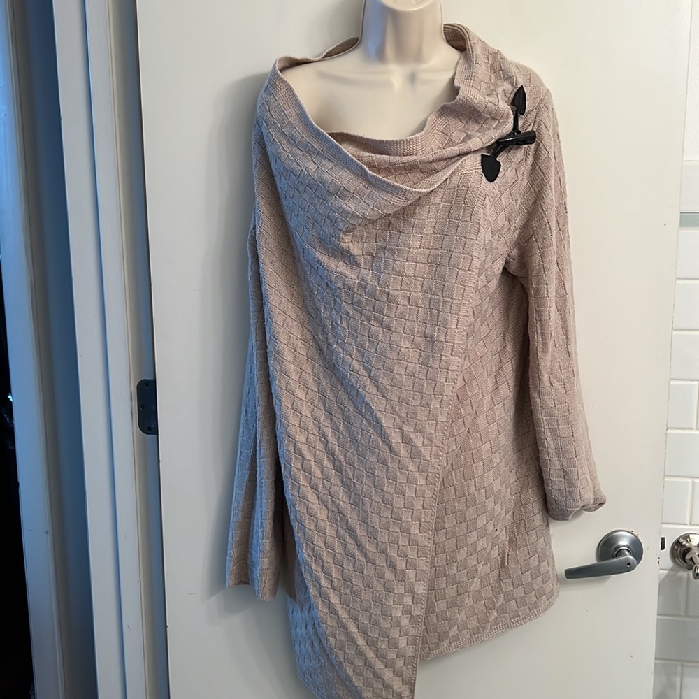 COPY - XL drape from cape style cardigan with title closure.